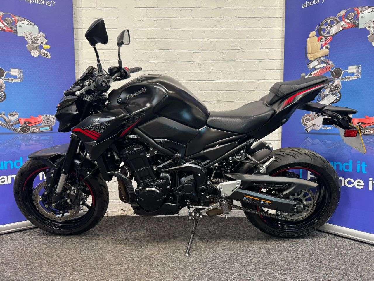 A 2021 KAWASAKI Z900 Z900 FLF FINANCE WARRANTY DELIVERY A 2021 KAWASAKI Z900 Z900 FLF FINANCE WARRANTY DELIVERY