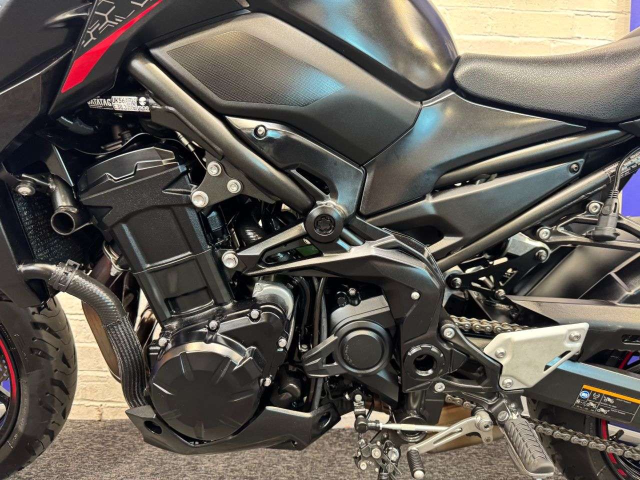 2021 KAWASAKI Z900 2021 KAWASAKI Z900