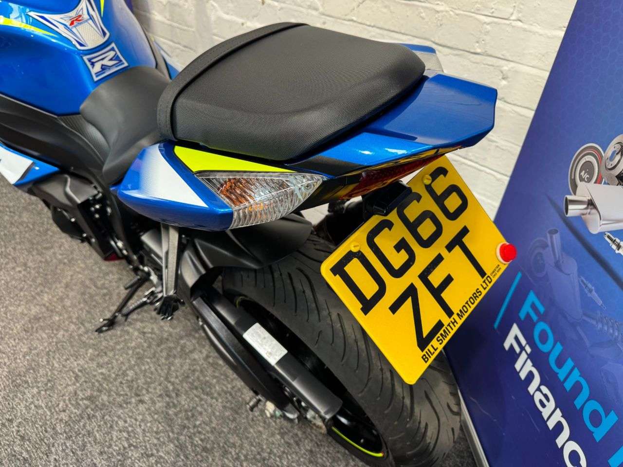 2016 SUZUKI GSX-R1000 2016 SUZUKI GSX-R1000