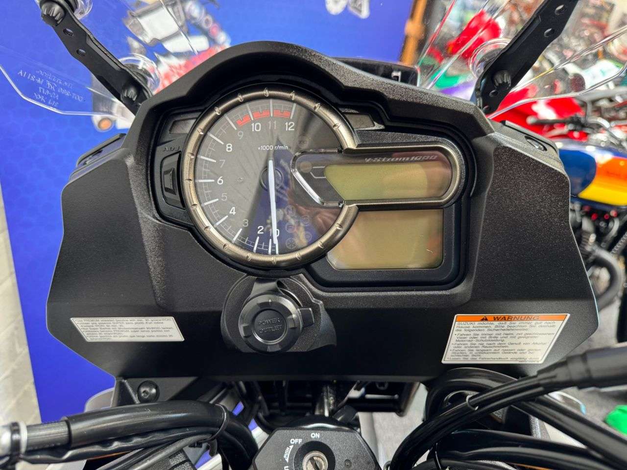 2014 SUZUKI V-STROM 1000 2014 SUZUKI V-STROM 1000