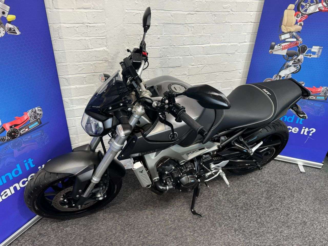 2014 YAMAHA MT-09 2014 YAMAHA MT-09