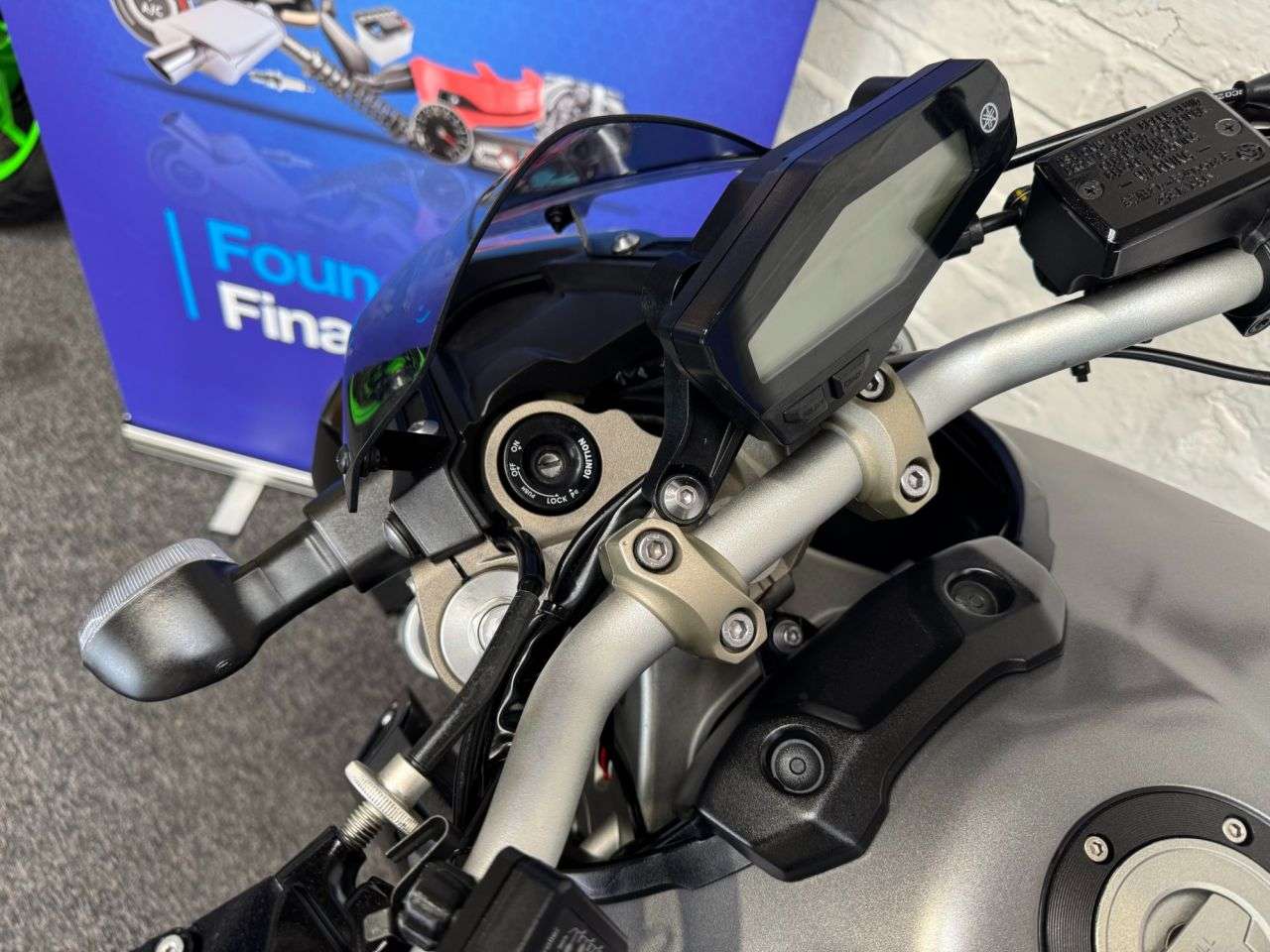 2014 YAMAHA MT-09 2014 YAMAHA MT-09