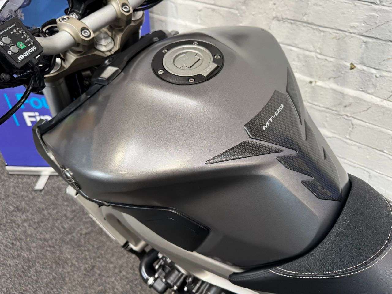 2014 YAMAHA MT-09 2014 YAMAHA MT-09