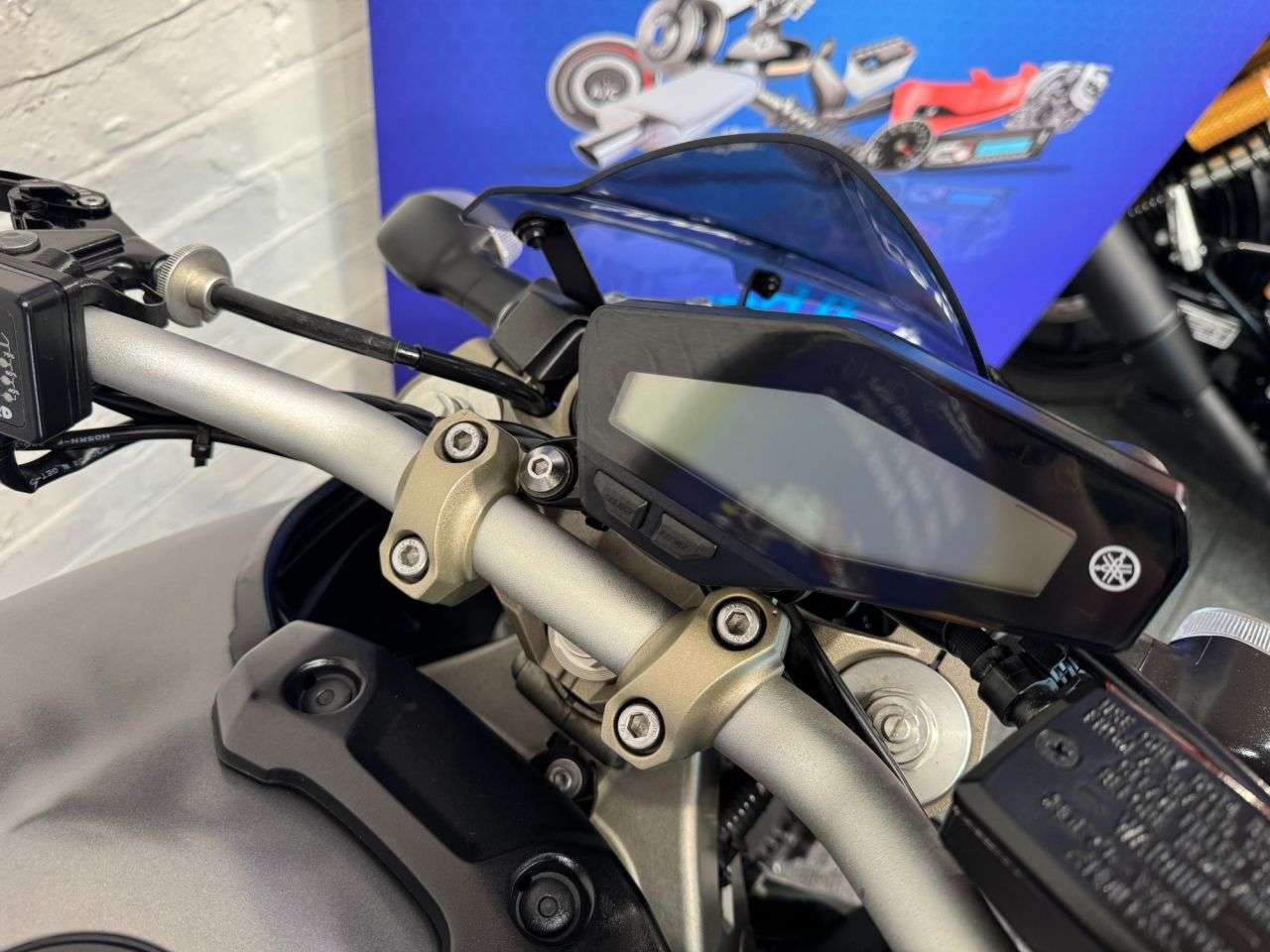 2014 YAMAHA MT-09 2014 YAMAHA MT-09
