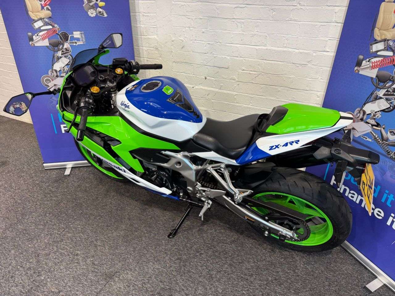 2024 KAWASAKI NINJA ZX-4RR 2024 KAWASAKI NINJA ZX-4RR