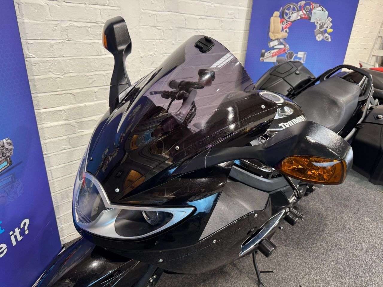2009 TRIUMPH SPRINT ST 1050 2009 TRIUMPH SPRINT ST 1050
