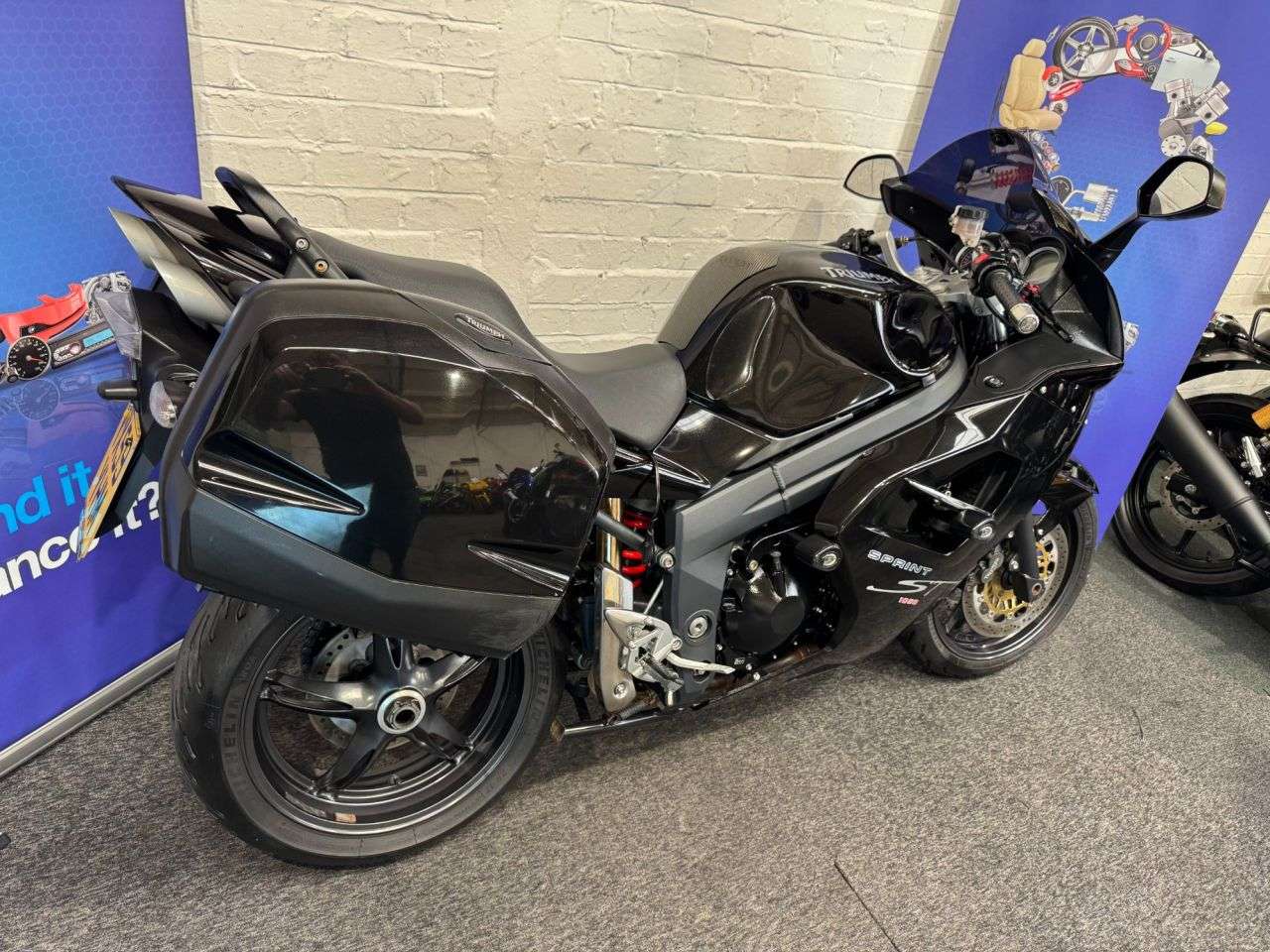 2009 TRIUMPH SPRINT ST 1050 2009 TRIUMPH SPRINT ST 1050