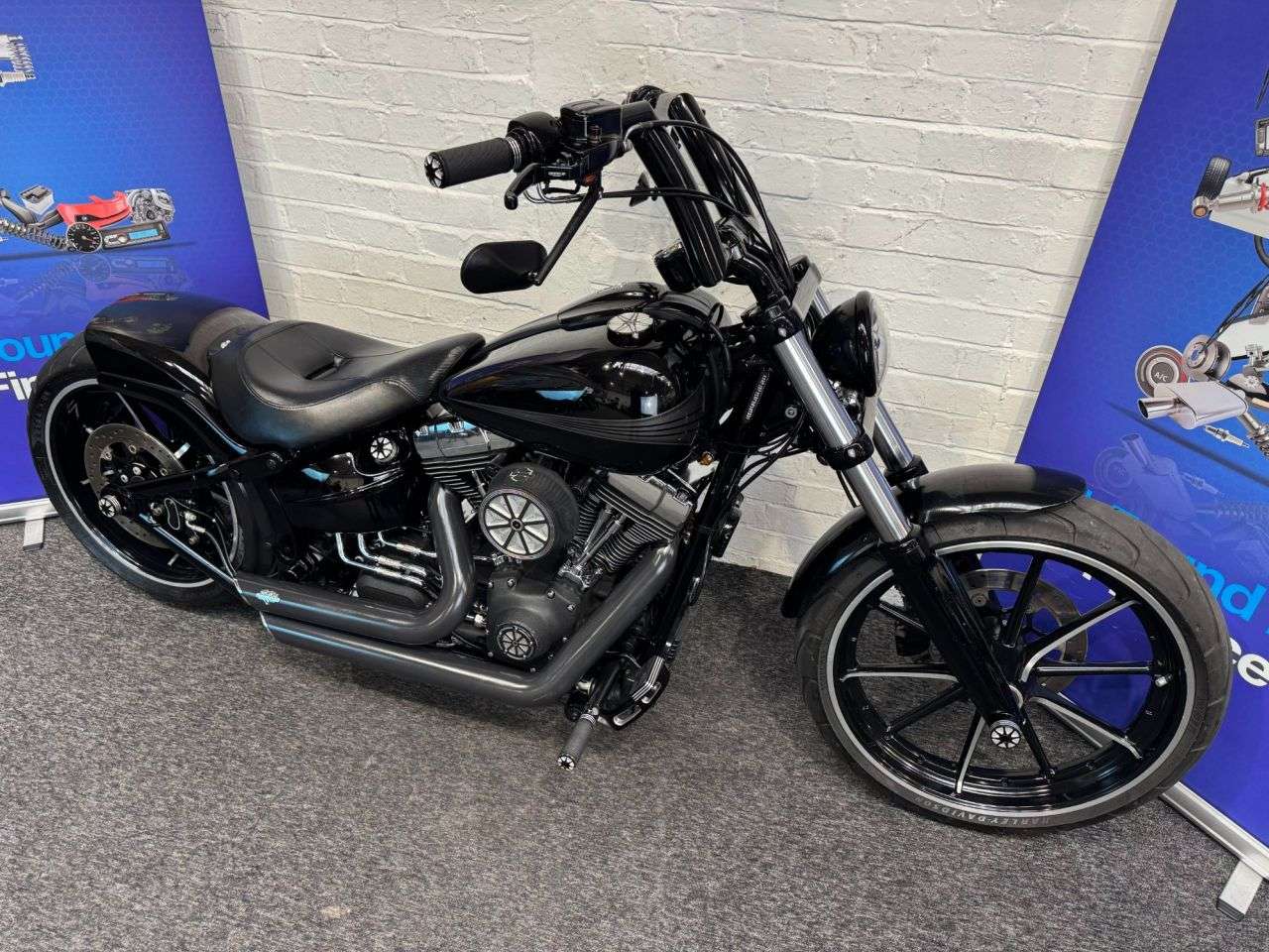 A 2015 HARLEY-DAVIDSON SOFTAIL 1690 FXSB BREAKOUT FINANCE WARRANTY DELVIERY A 2015 HARLEY-DAVIDSON SOFTAIL 1690 FXSB BREAKOUT FINANCE WARRANTY DELVIERY