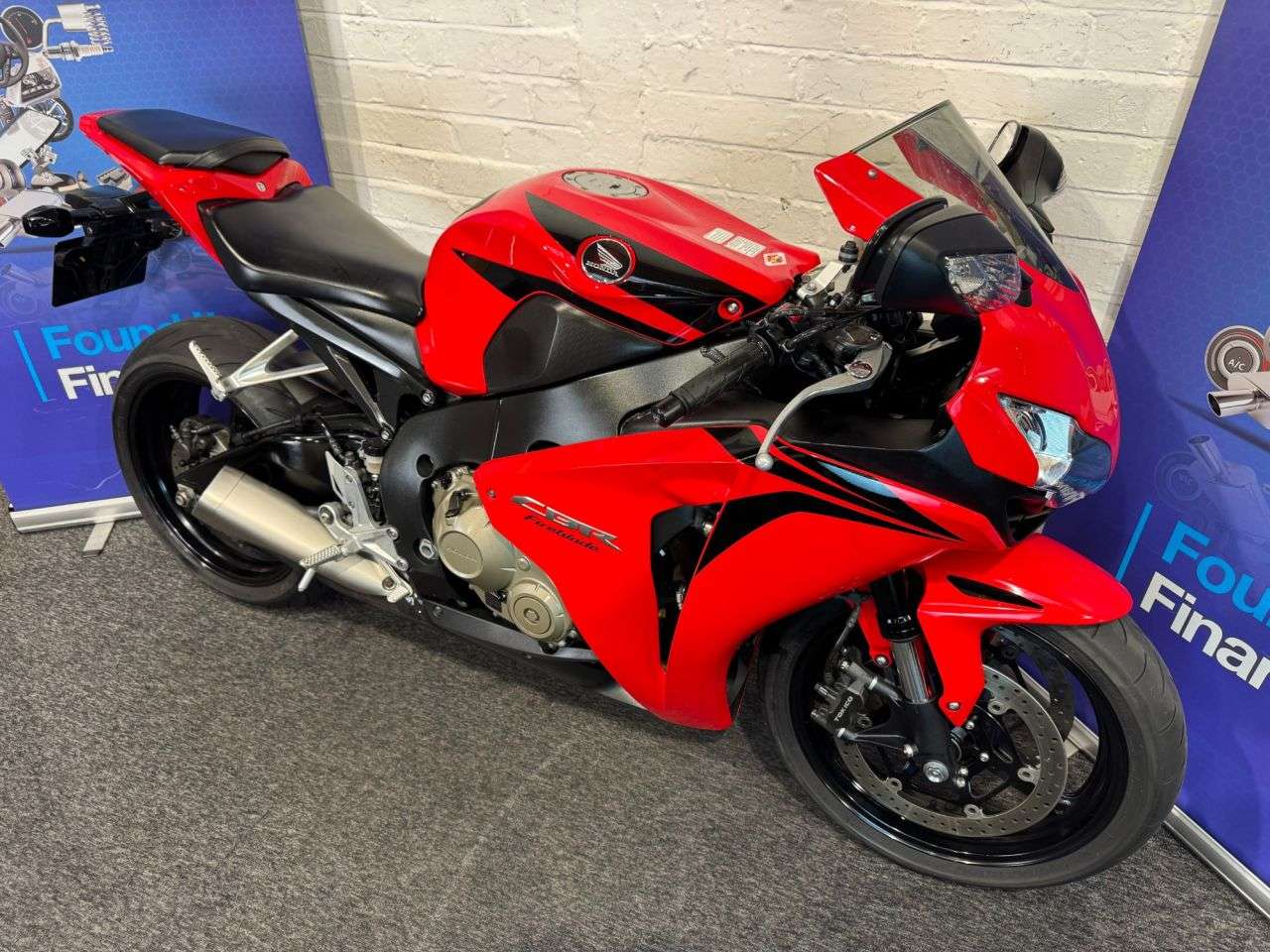 A 2008 HONDA CBR1000RR FIREBLADE CBR1000RR FIREBLADE FINANCE WARRANTY DELVERY A 2008 HONDA CBR1000RR FIREBLADE CBR1000RR FIREBLADE FINANCE WARRANTY DELVERY