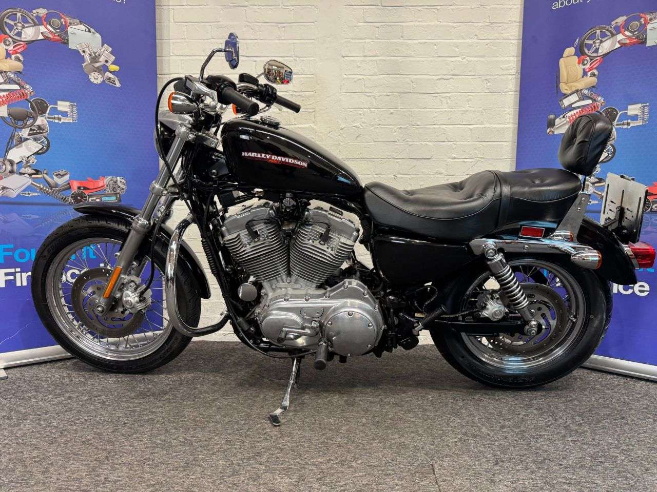 A 2006 HARLEY-DAVIDSON SPORTSTER XL883L SPORTSTER FINANCE WARRANTY DELIVERY A 2006 HARLEY-DAVIDSON SPORTSTER XL883L SPORTSTER FINANCE WARRANTY DELIVERY