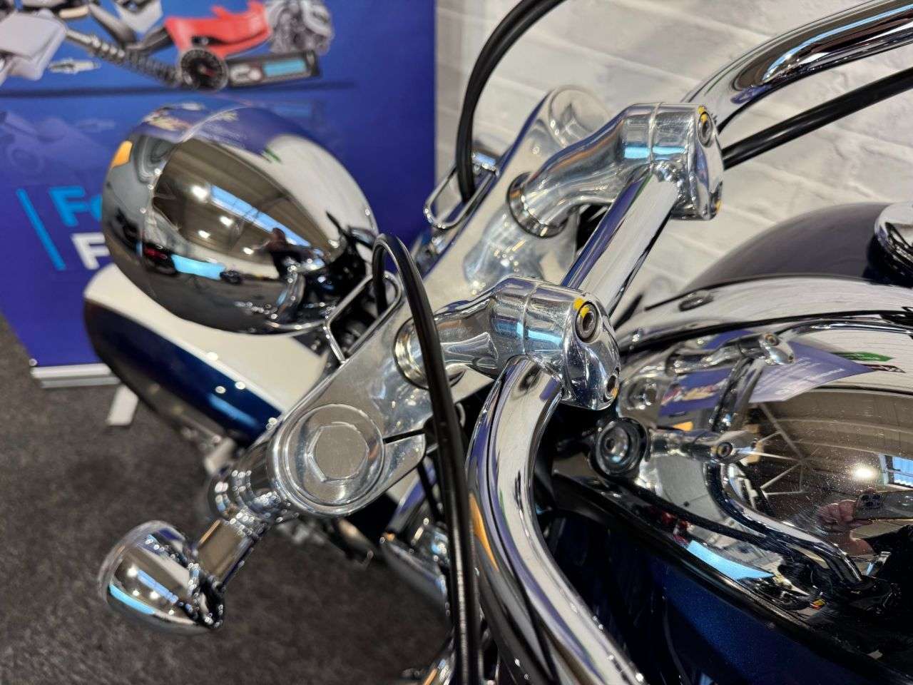 2011 TRIUMPH THUNDERBIRD 1600 2011 TRIUMPH THUNDERBIRD 1600