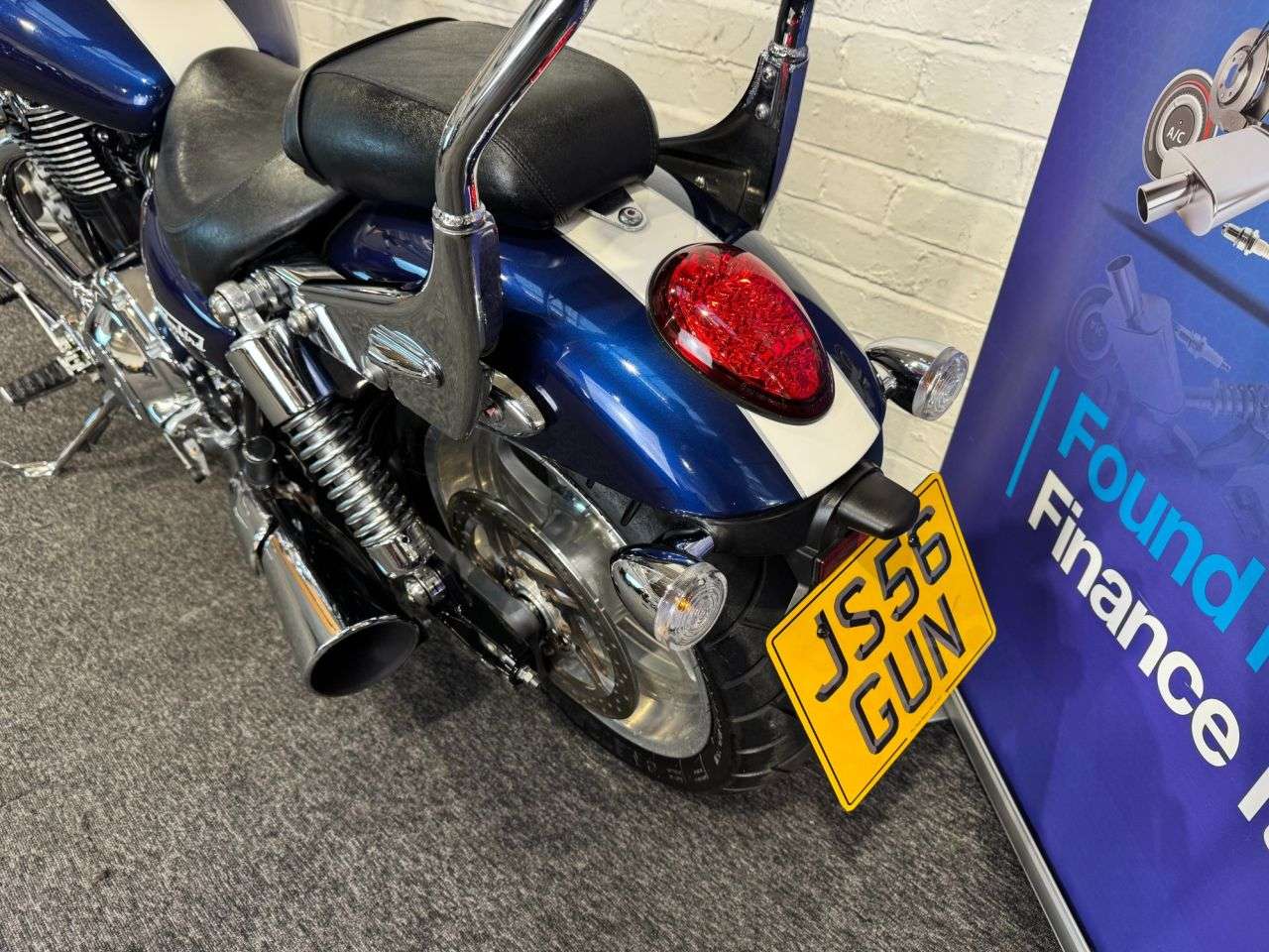 2011 TRIUMPH THUNDERBIRD 1600 2011 TRIUMPH THUNDERBIRD 1600