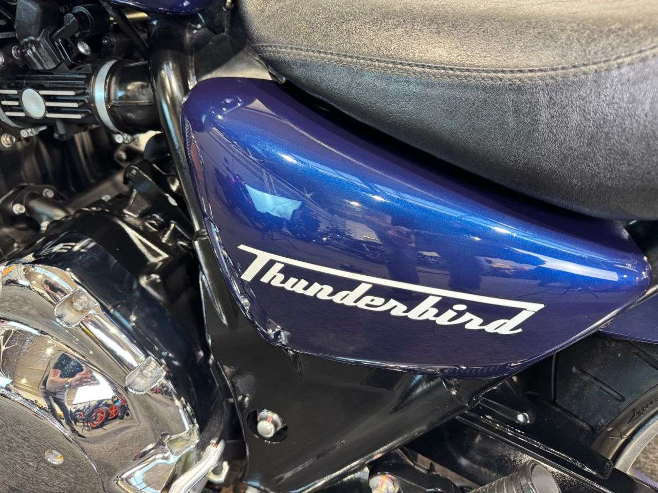 2011 TRIUMPH THUNDERBIRD 1600 2011 TRIUMPH THUNDERBIRD 1600