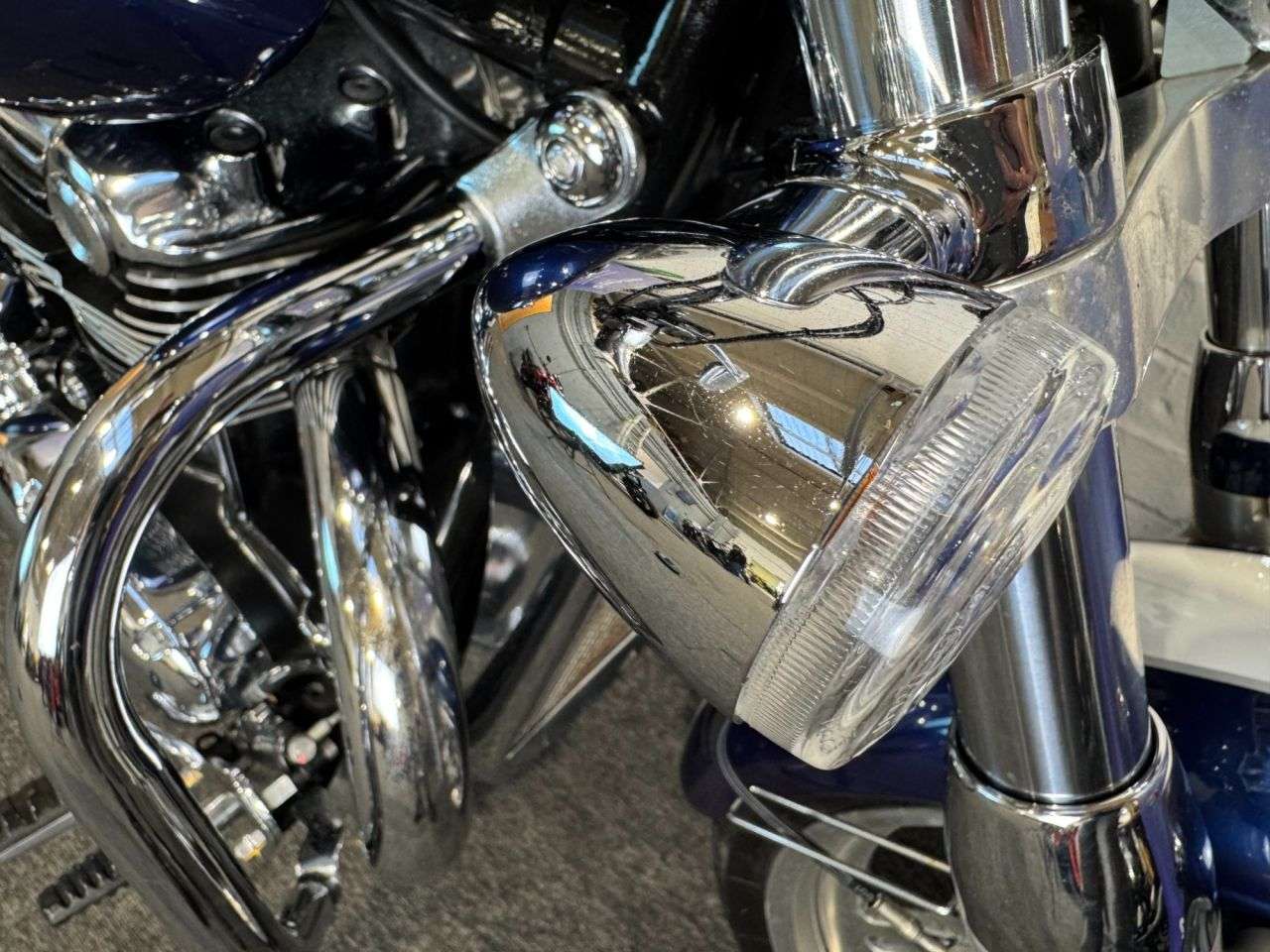 2011 TRIUMPH THUNDERBIRD 1600 2011 TRIUMPH THUNDERBIRD 1600