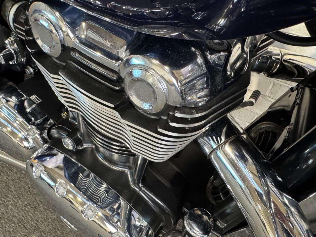 2011 TRIUMPH THUNDERBIRD 1600 2011 TRIUMPH THUNDERBIRD 1600