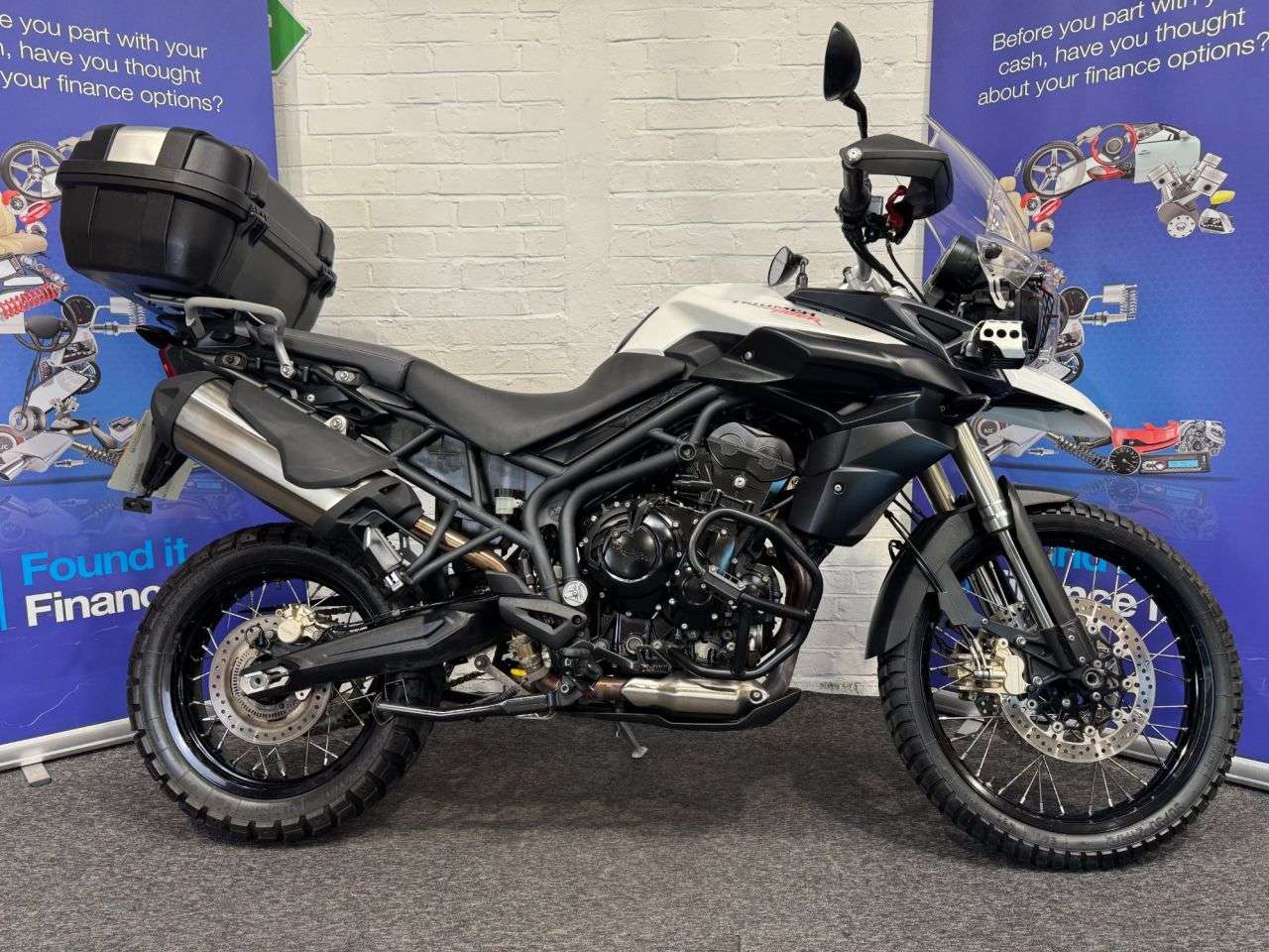 A 2014 TRIUMPH TIGER 800 TIGER 800 XC ABS FINANCE WARRANTY DELIVERY A 2014 TRIUMPH TIGER 800 TIGER 800 XC ABS FINANCE WARRANTY DELIVERY