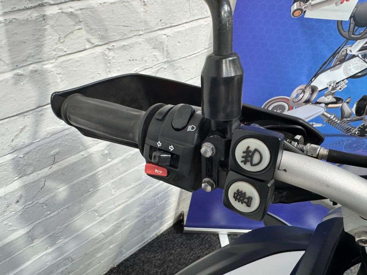 2014 TRIUMPH TIGER 800 2014 TRIUMPH TIGER 800