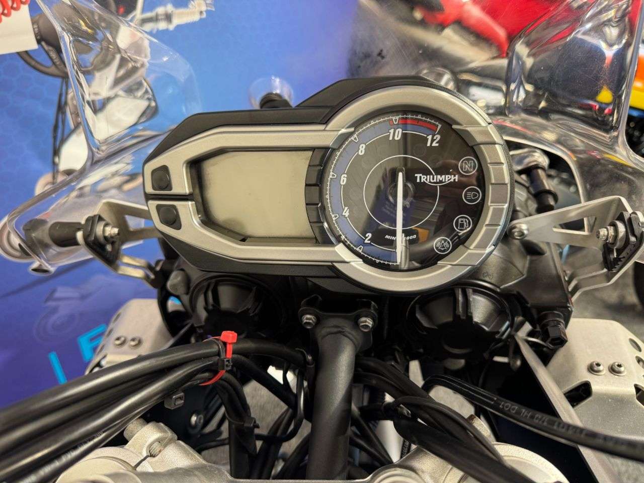 2014 TRIUMPH TIGER 800 2014 TRIUMPH TIGER 800