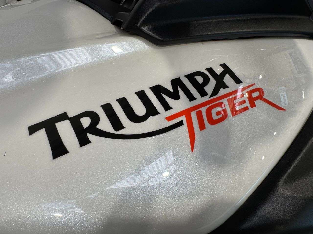 2014 TRIUMPH TIGER 800 2014 TRIUMPH TIGER 800