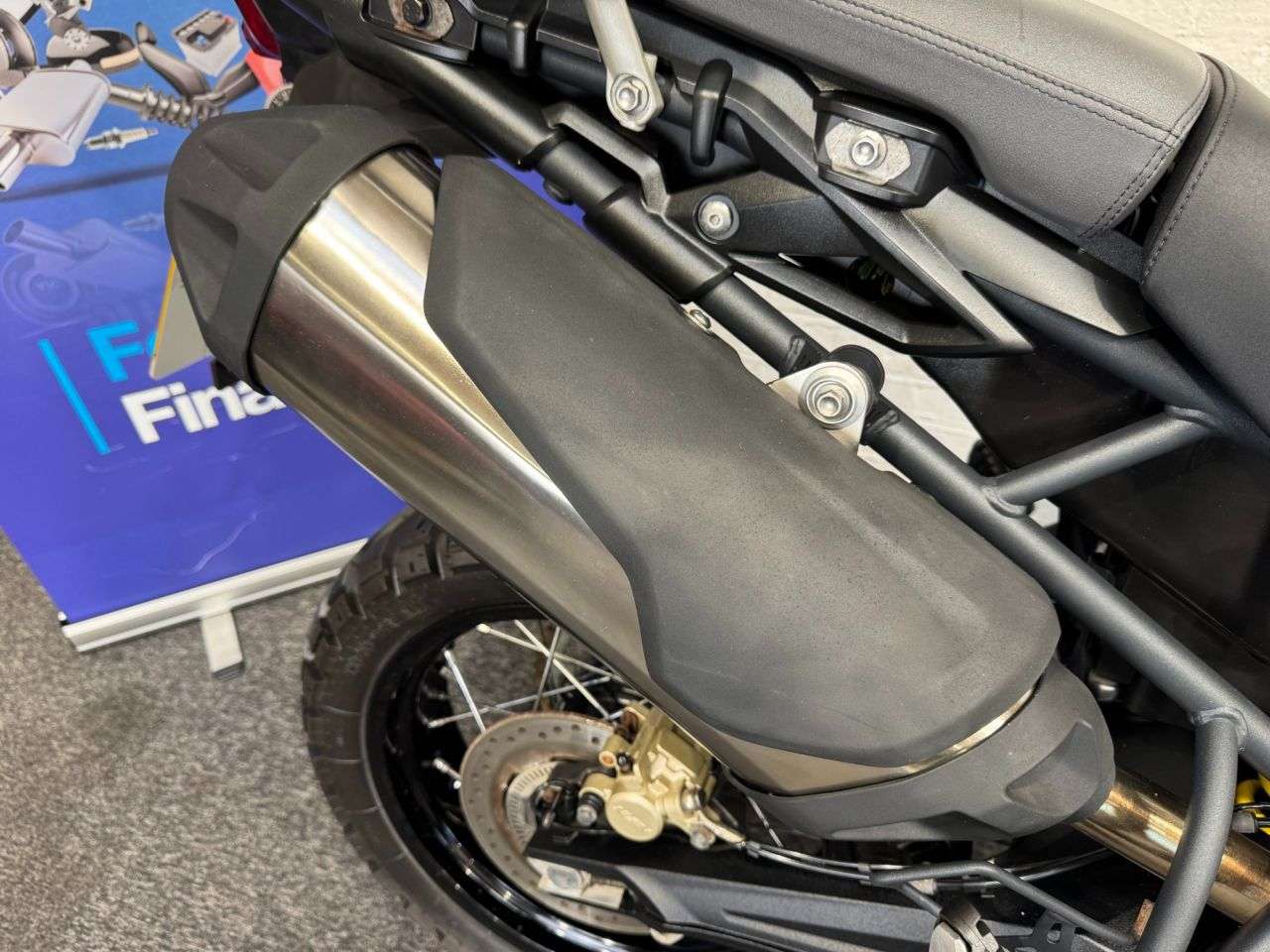 2014 TRIUMPH TIGER 800 2014 TRIUMPH TIGER 800