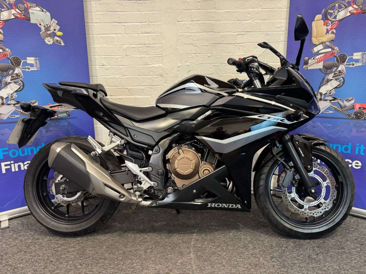 A 2019 HONDA CBR500R CBR500 RA-J FINANCE WARRANTY DELIVERY A 2019 HONDA CBR500R CBR500 RA-J FINANCE WARRANTY DELIVERY