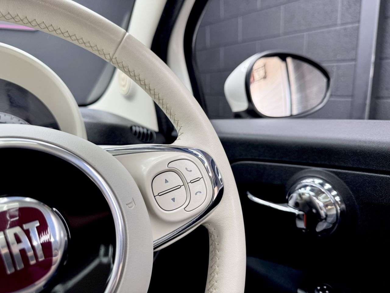 2018 FIAT 500 2018 FIAT 500