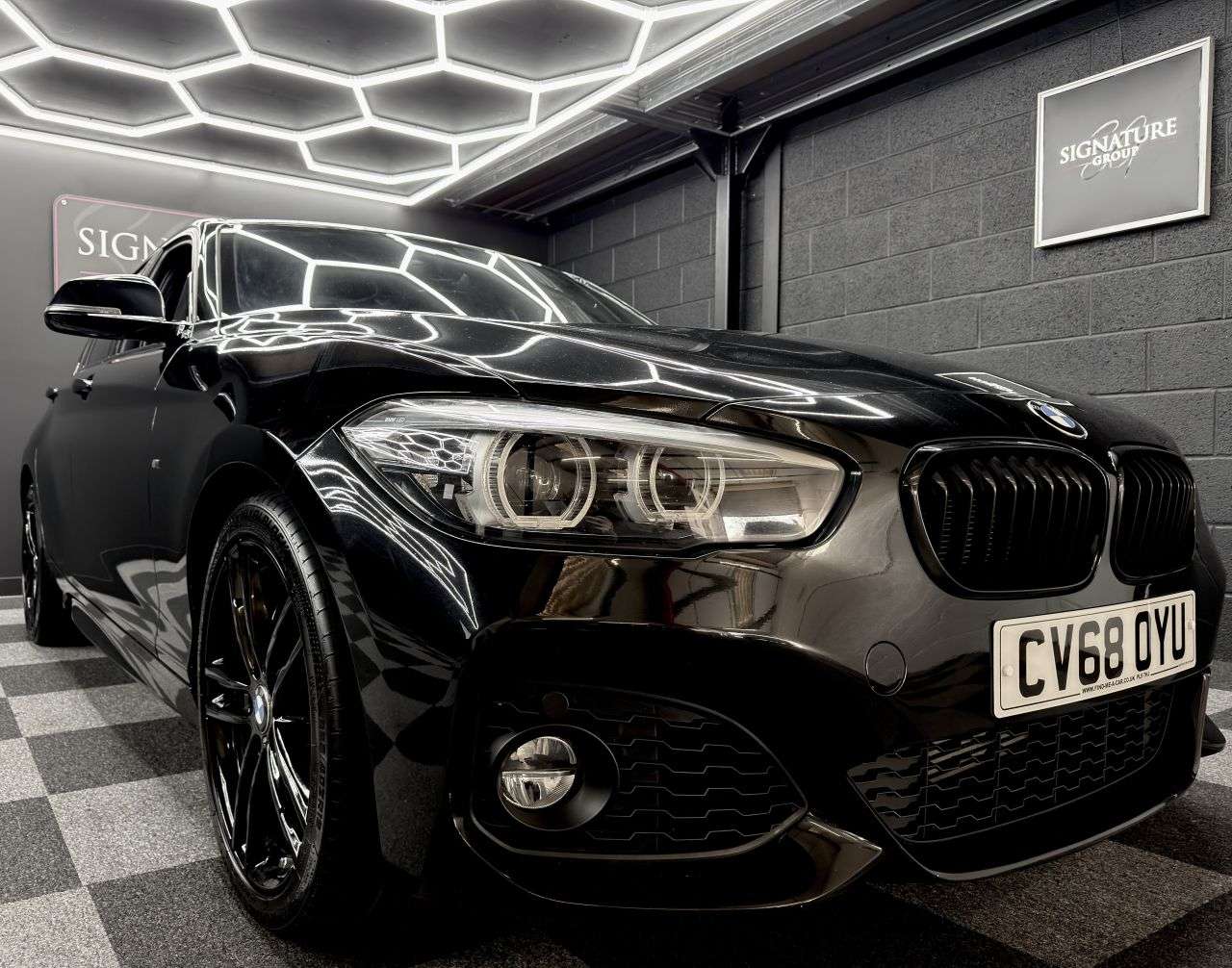 A 2018 BMW 1 SERIES 1.5 118i M Sport Shadow Edition Hatchback 5dr Petrol Manual Euro 6 (s/s) (1 A 2018 BMW 1 SERIES 1.5 118i M Sport Shadow Edition Hatchback 5dr Petrol Manual Euro 6 (s/s) (1