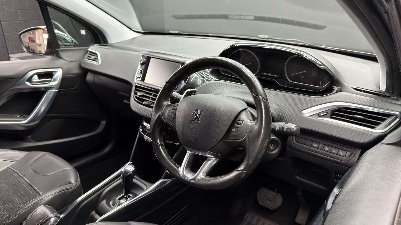 2014 PEUGEOT 2008 2014 PEUGEOT 2008