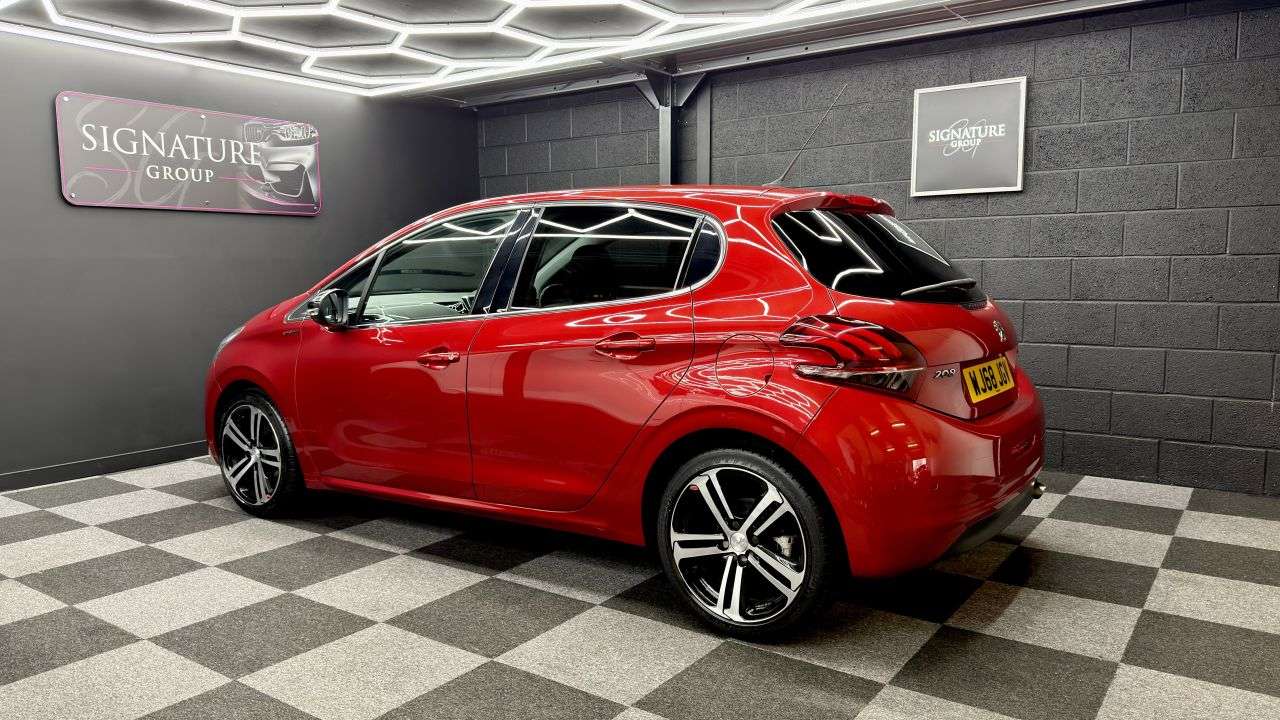 2018 PEUGEOT 208 2018 PEUGEOT 208