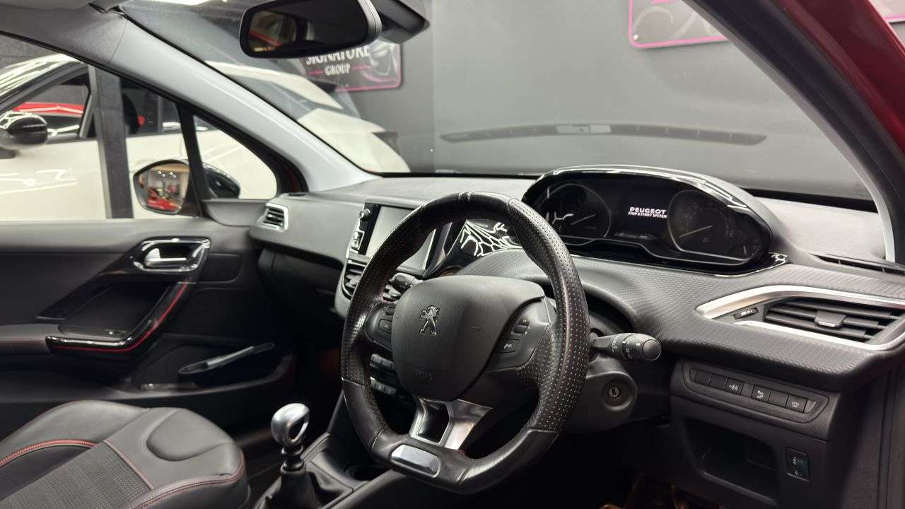 2018 PEUGEOT 208 2018 PEUGEOT 208