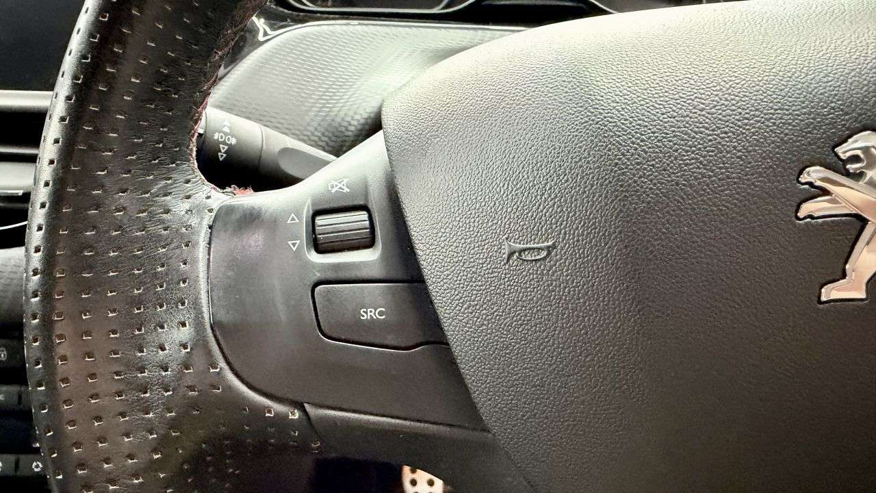 2018 PEUGEOT 208 2018 PEUGEOT 208