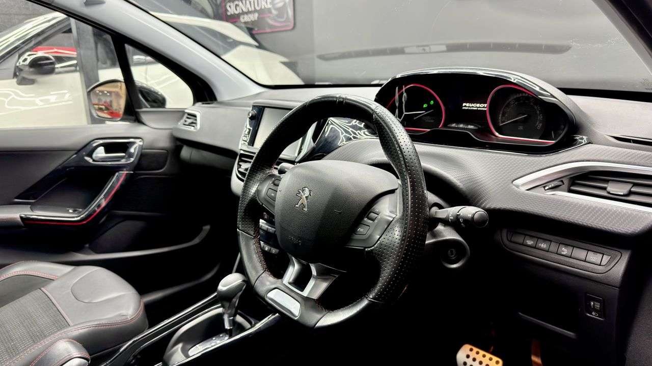 2018 PEUGEOT 2008 2018 PEUGEOT 2008