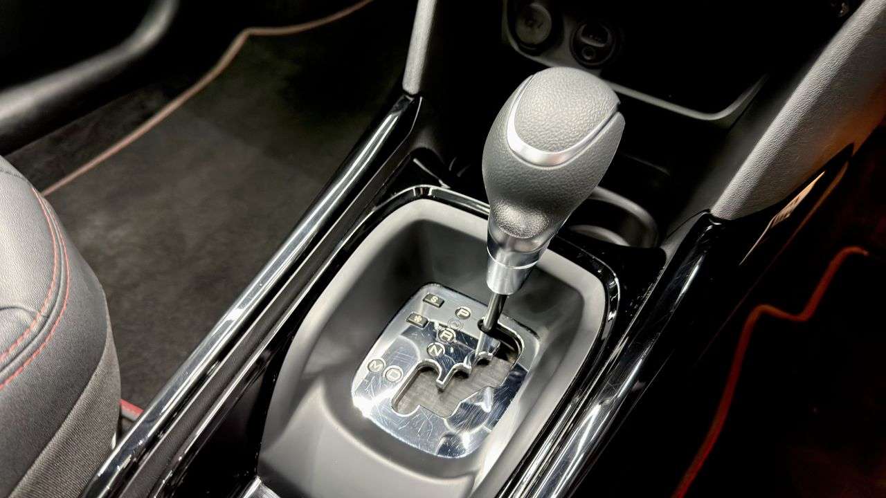 2018 PEUGEOT 2008 2018 PEUGEOT 2008