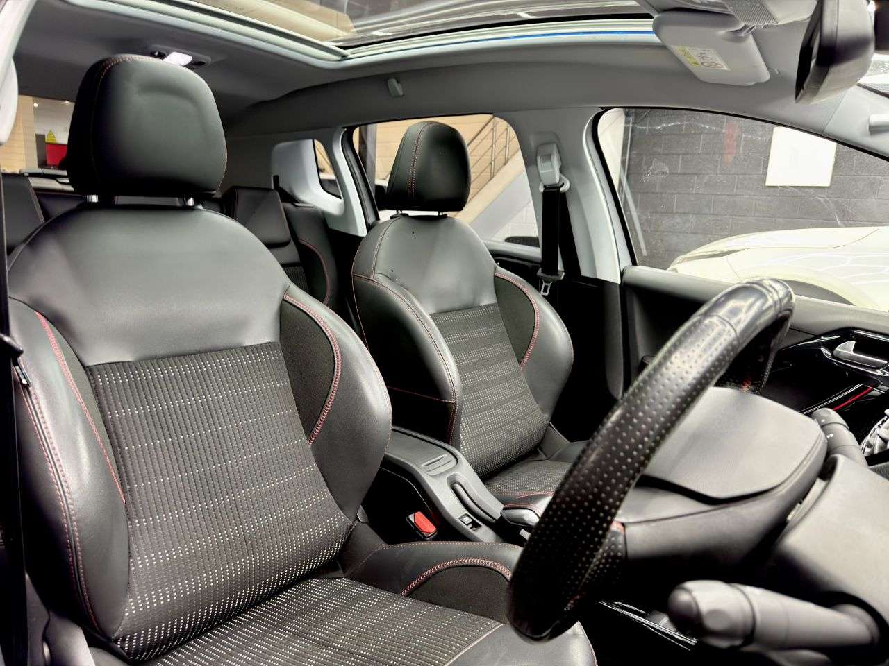 2018 PEUGEOT 2008 2018 PEUGEOT 2008