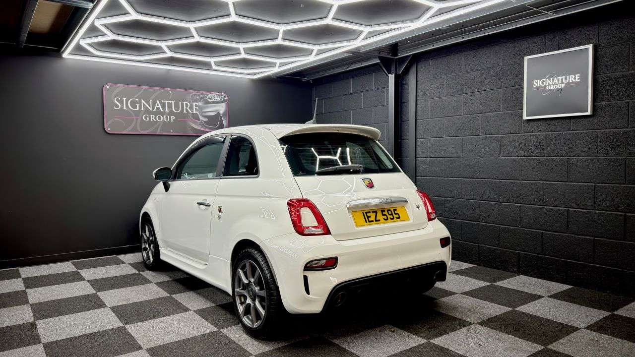 2019 ABARTH 595 2019 ABARTH 595