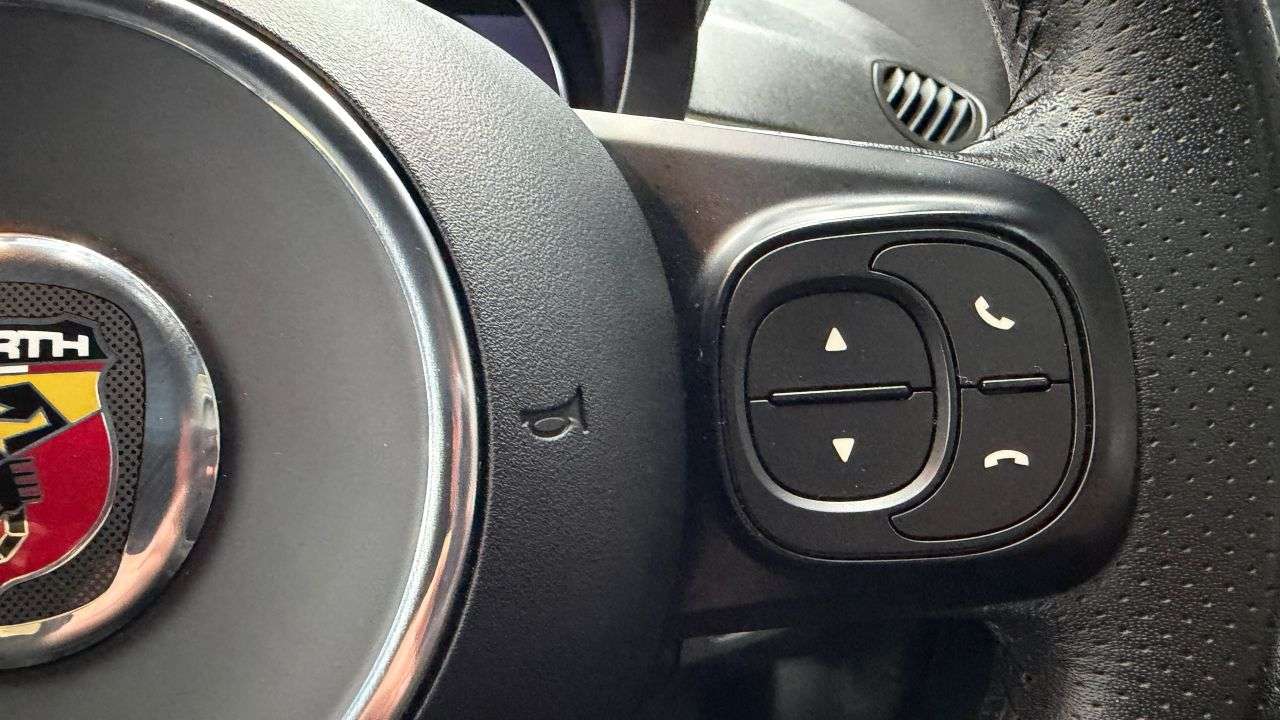 2019 ABARTH 595 2019 ABARTH 595