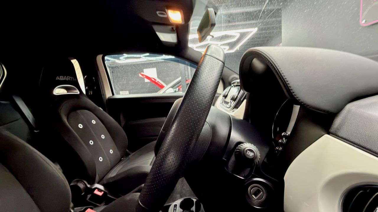 2019 ABARTH 595 2019 ABARTH 595