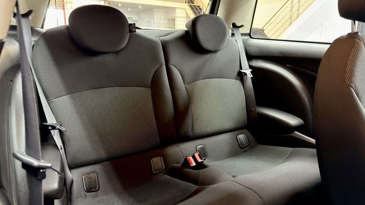 2013 MINI HATCH 2013 MINI HATCH