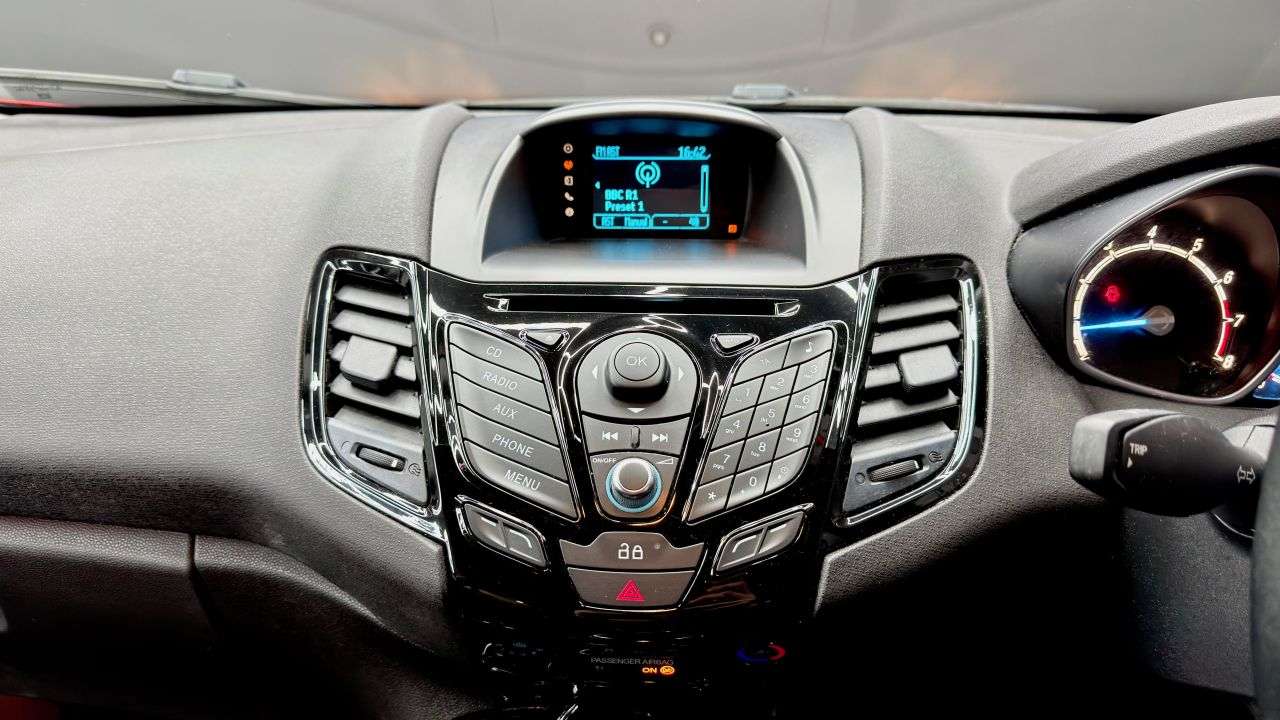 2013 FORD FIESTA 2013 FORD FIESTA