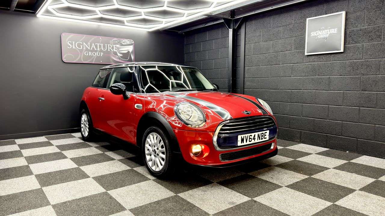 A 2014 MINI HATCH 1.5 Cooper Hatchback 3dr Petrol Manual Euro 6 (s/s) (136 ps) 1 Owner Great A 2014 MINI HATCH 1.5 Cooper Hatchback 3dr Petrol Manual Euro 6 (s/s) (136 ps) 1 Owner Great