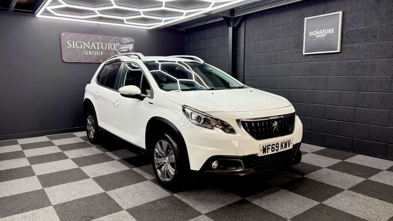 A 2019 PEUGEOT 2008 1.2 PureTech Signature SUV 5dr Petrol Manual Euro 6 (s/s) (110 ps) 1 OWNER A 2019 PEUGEOT 2008 1.2 PureTech Signature SUV 5dr Petrol Manual Euro 6 (s/s) (110 ps) 1 OWNER