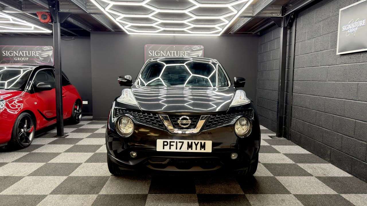 A 2017 NISSAN JUKE 1.6 Tekna SUV 5dr Petrol XTRON Euro 6 (117 ps) High driving position A 2017 NISSAN JUKE 1.6 Tekna SUV 5dr Petrol XTRON Euro 6 (117 ps) High driving position