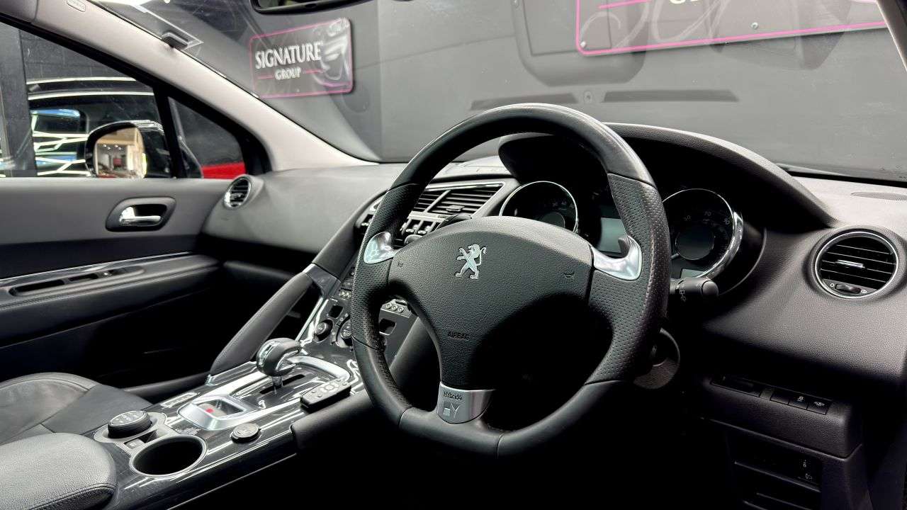 2014 PEUGEOT 3008 2014 PEUGEOT 3008