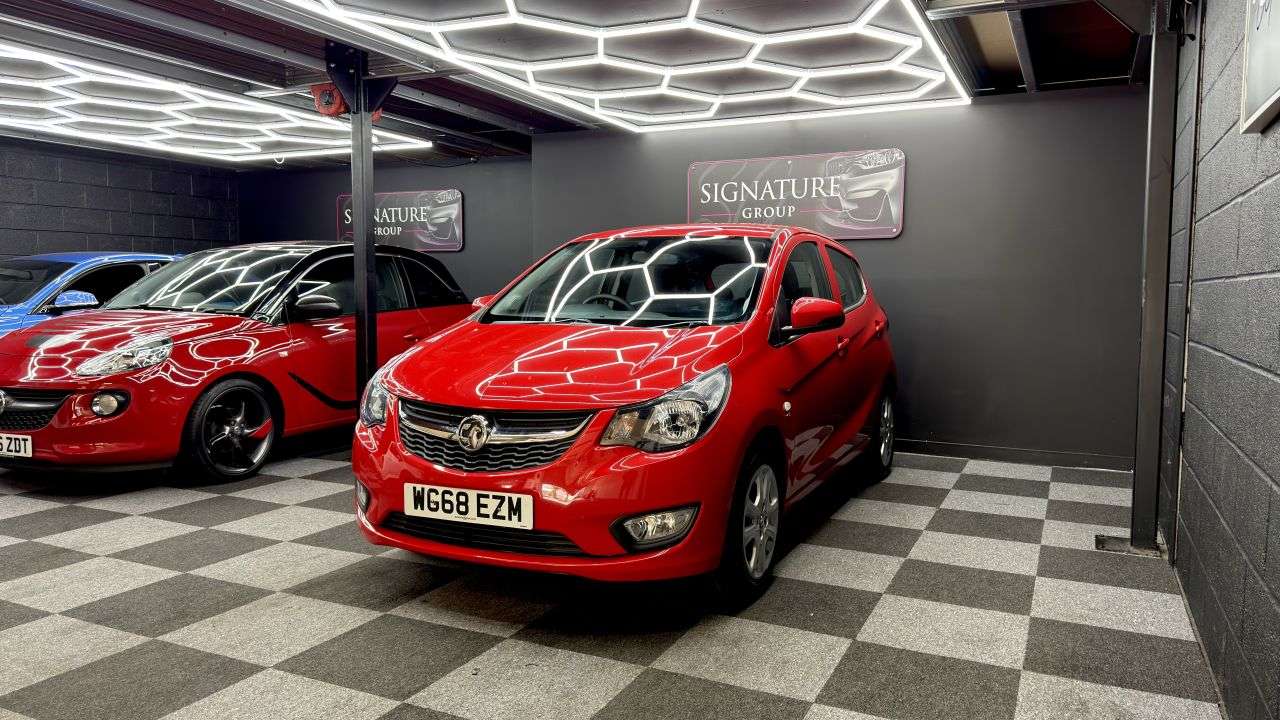 A 2019 VAUXHALL VIVA 1.0i SE Hatchback 5dr Petrol Manual Euro 6 (73 ps) A 2019 VAUXHALL VIVA 1.0i SE Hatchback 5dr Petrol Manual Euro 6 (73 ps)