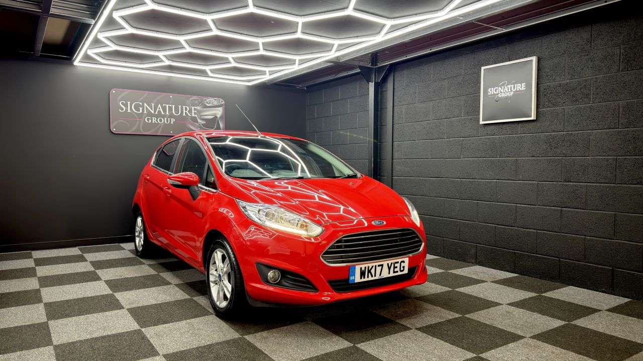 A 2017 FORD FIESTA 1.0T EcoBoost Zetec Hatchback 5dr Petrol Manual Euro 6 (s/s) (100 ps) A 2017 FORD FIESTA 1.0T EcoBoost Zetec Hatchback 5dr Petrol Manual Euro 6 (s/s) (100 ps)