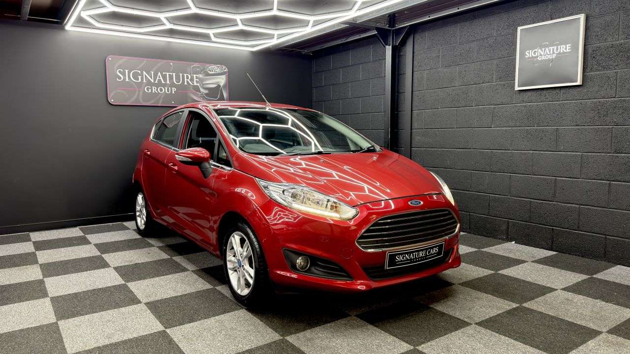 A 2015 FORD FIESTA 1.0T EcoBoost Zetec Hatchback 5dr Petrol Manual Euro 6 (s/s) (100 ps) A 2015 FORD FIESTA 1.0T EcoBoost Zetec Hatchback 5dr Petrol Manual Euro 6 (s/s) (100 ps)