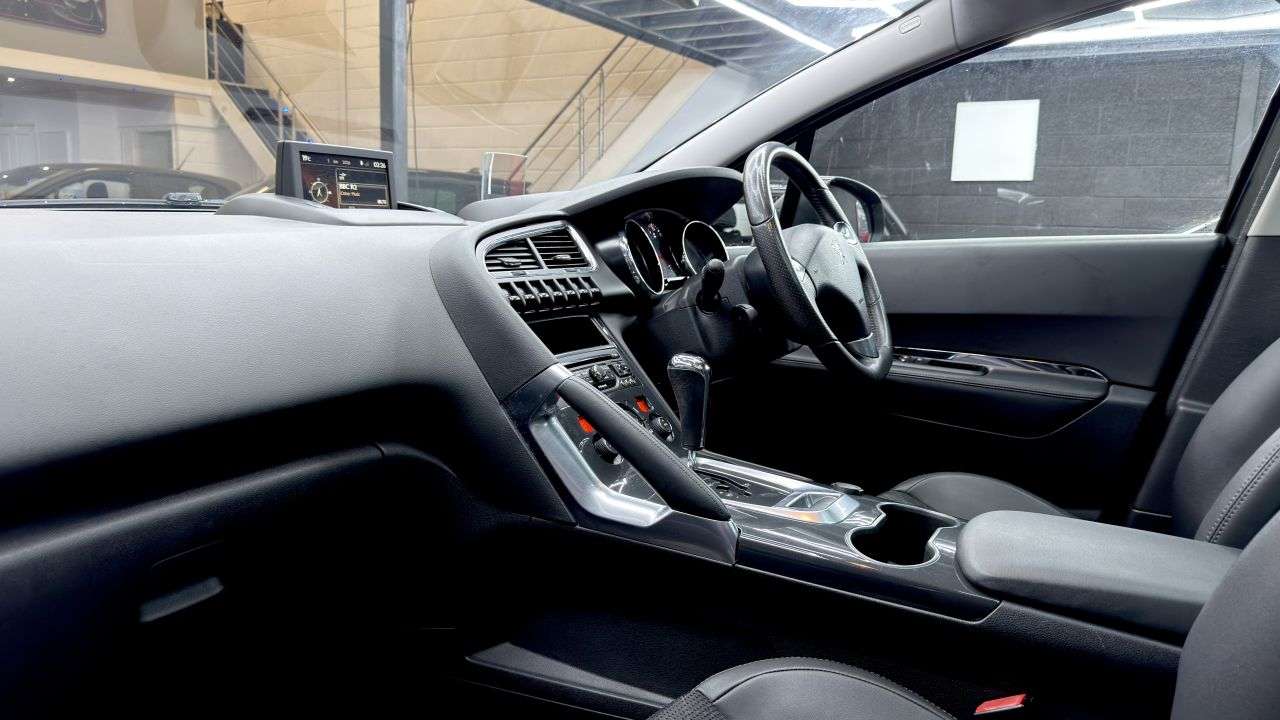 2017 PEUGEOT 3008 2017 PEUGEOT 3008