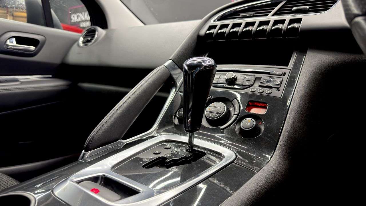 2017 PEUGEOT 3008 2017 PEUGEOT 3008