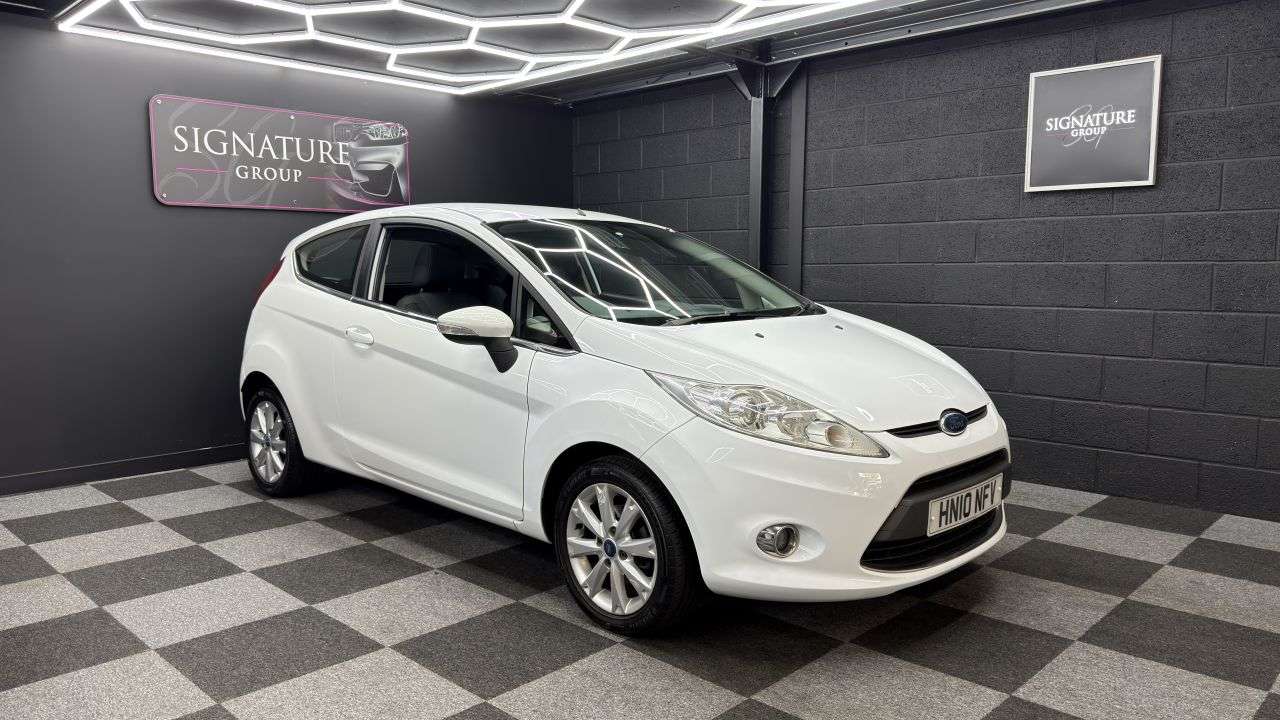 A 2010 FORD FIESTA 1.25 Zetec Hatchback 3dr Petrol Manual (129 g/km, 81 bhp) A 2010 FORD FIESTA 1.25 Zetec Hatchback 3dr Petrol Manual (129 g/km, 81 bhp)