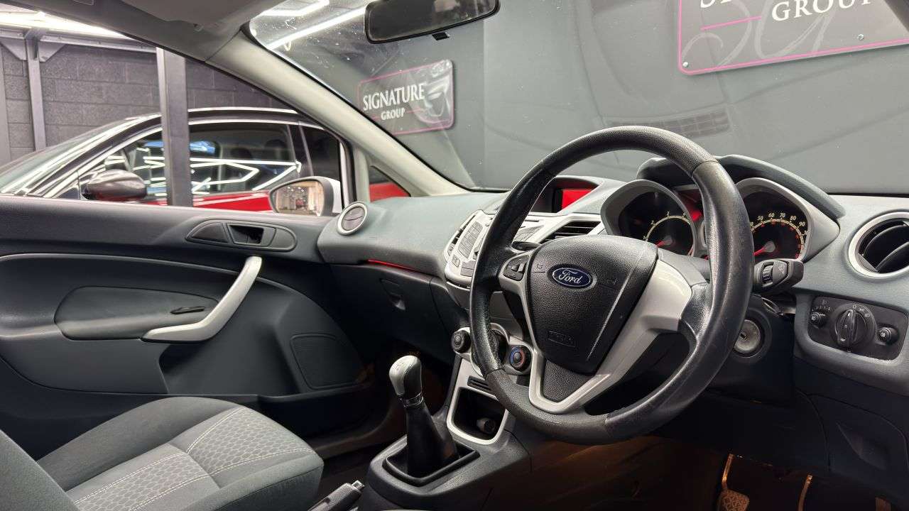 2010 FORD FIESTA 2010 FORD FIESTA